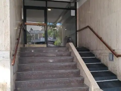 Departamento en Olivos-Vias/Rio