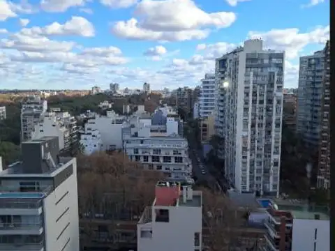 AV LIBERTADOR  al 2400