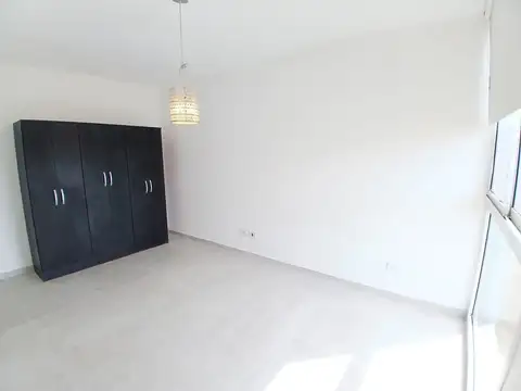 Departamento en Alquiler en Granadero Baigorria, $ 650.000