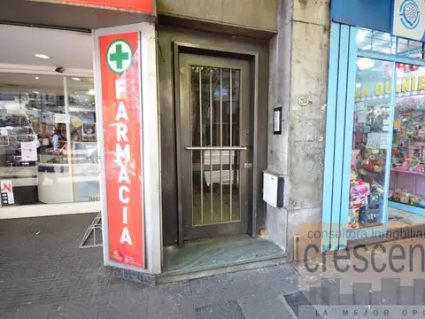 AV SAN MARTIN 2100, Piso 2