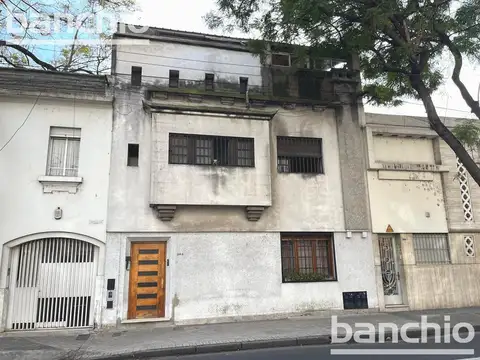 Venta Casa 3 Dormitorios con patio - Centro