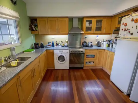 Casa 5 ambientes en venta en Martínez