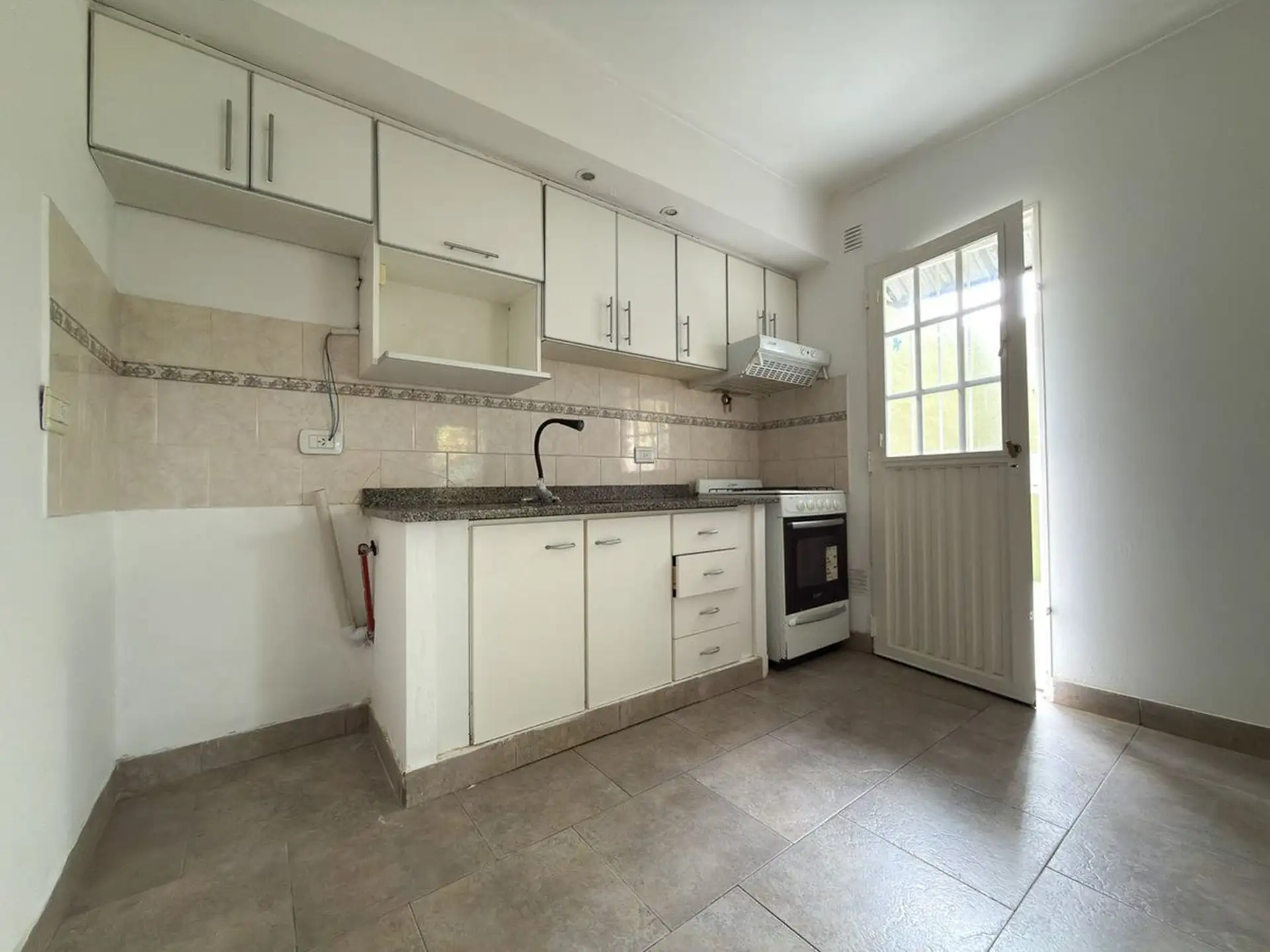 Depto 3 amb, 64m² en Tandil — Ideal para inversión, 2 dorm, $72,000