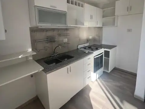 Zeballos 3400, Piso 7°