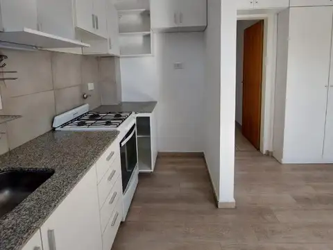 Departamento 4 ambientes con 1 baño