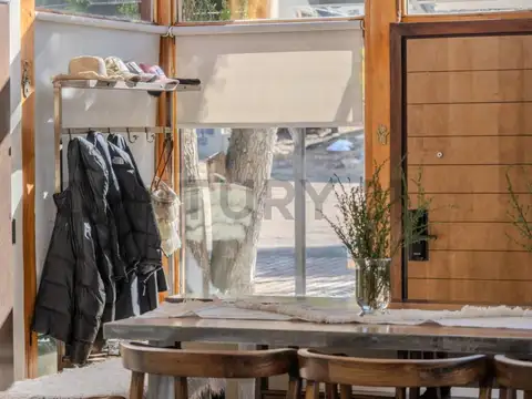 Casa 7 ambientes con 4 baños
