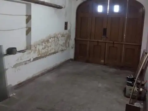 Casa 5 ambientes con 4 baños