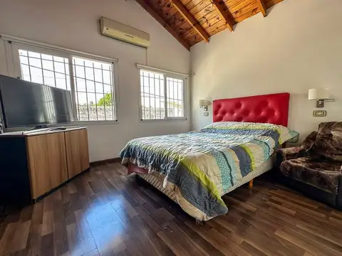 Casa 2 ambientes con 1 baño