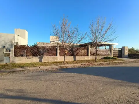 Casa en Venta en La Pampeana, USD 145.000