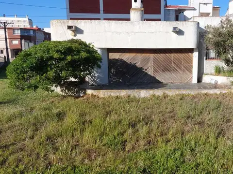 Terreno - Venta - Villa Gesell - Casa 4 Ambientes - Gas Natural
