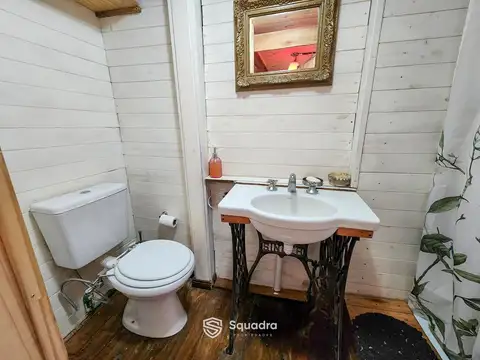 Casa 8 ambientes con 3 baños