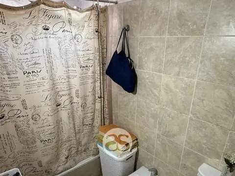Departamento amplio y céntrico a la venta en Campana