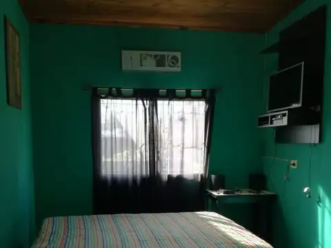 Casa con local al frente