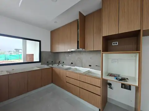Casa en Venta en Pilar Del Este, USD 250.000