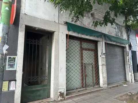 Avenida Eva Perón 2100