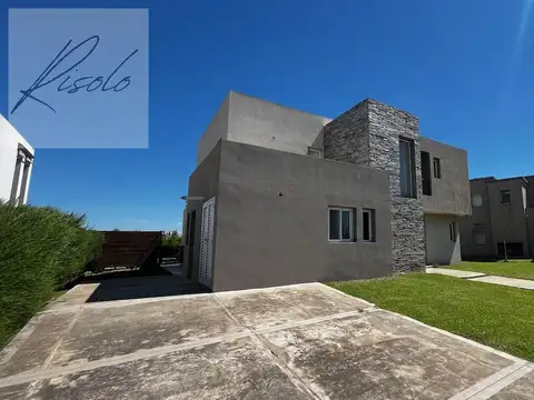 Casa en Venta en El Canton - Norte, USD 340.000
