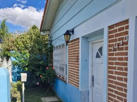 Casa 3 ambientes con 1 baño