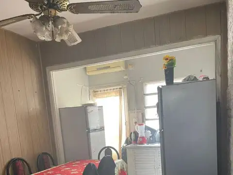 PH 3 Ambientes con Patio  En venta Lomas de Zamora– Apto Crédito –