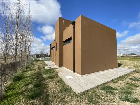 Casa en Venta en Coronel Brandsen, USD 73.000