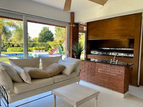 Casa - Ayres de Pilar
