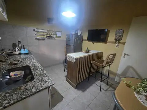 Departamento 4 ambientes con 2 baños