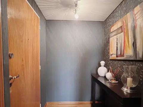 Importante departamento en Venta Plaza Pringles