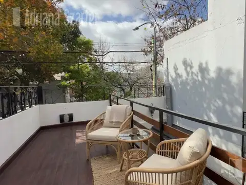 Depto Tipo Casa en Venta con 1 cocheras