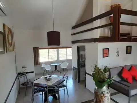 Casa en venta - 3 Dormitorios 3 Baños - 632Mts2 - Córdoba