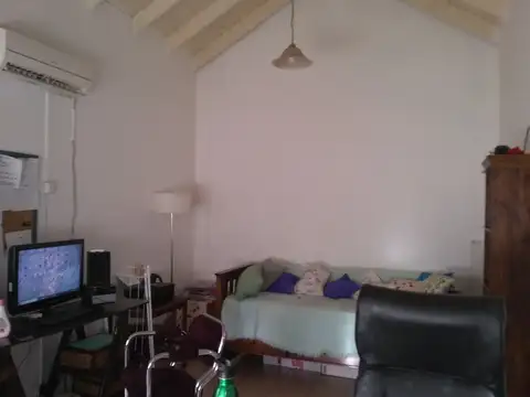 Chacabuco 1100, Piso 1