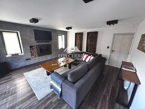Casa en Venta en San Carlos de Bariloche " El Redil club de Campo"- excelente propiedad