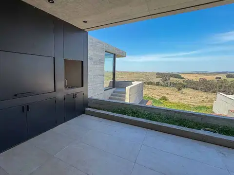 CASA A ESTRENAR EN BARRIO  ALTOS AIRES – TANDIL