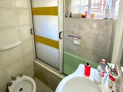 Casa en Venta en Bernal, USD 108.000