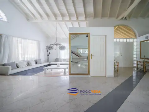 Casa en Venta de 4 dormitorios