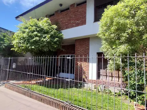Calle 10 al 4700