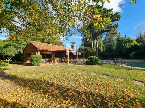 Casa 7 ambientes con 6 baños