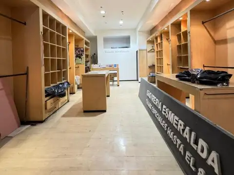 Local en Venta Via Pública