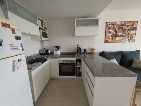 Avenida Juan Bautista Alberdi 800