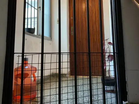 Depto Tipo Casa en Venta 38 años