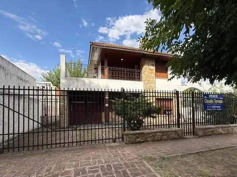 Pi Y Margall 1300