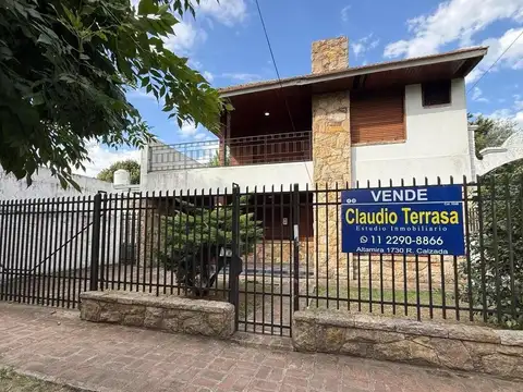 CHALET EN VENTA EN R. CALZADA