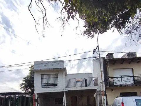 3 de febrero 586