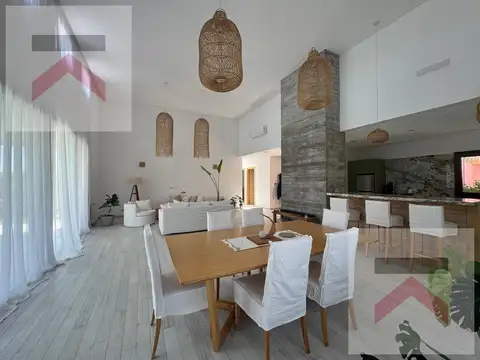 Impecable CASA en una planta 3 dorm piscina Lote 1500m2 Barrio Chacras de la Reserva Cardales