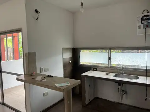 Casa en alquiler - 2 Dormitorios 2 Baños - La Plata
