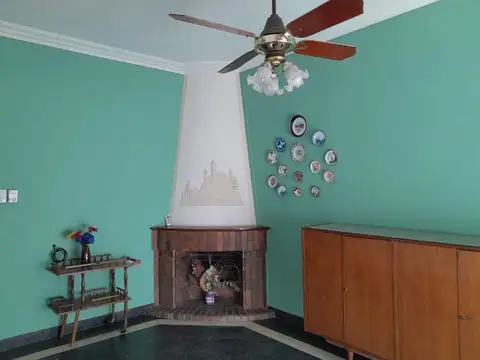 Depto Tipo Casa en Alquiler de 3 ambientes