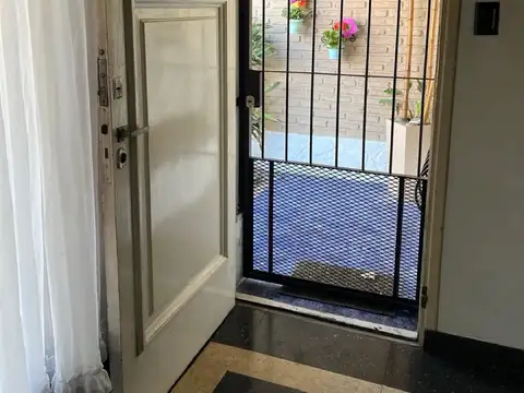 Depto Tipo Casa en Alquiler de 3 ambientes