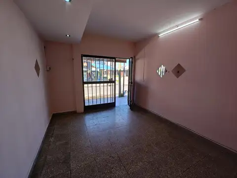 Local en Alquiler en Barrio Independencia (Km.29), $ 350.000