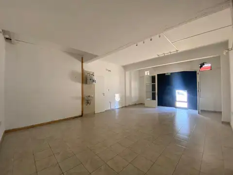 Local comercial en alquiler ubicado en La Plata