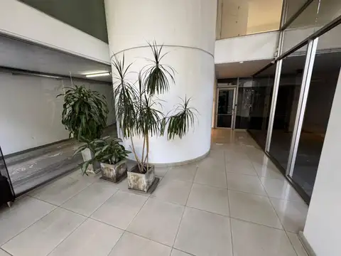 Oficina en Alquiler al Oeste