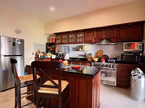 Importante casa con excelente ubicación