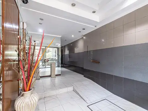 Impecable! 3amb. Piso Alto. Vistas abiertas.